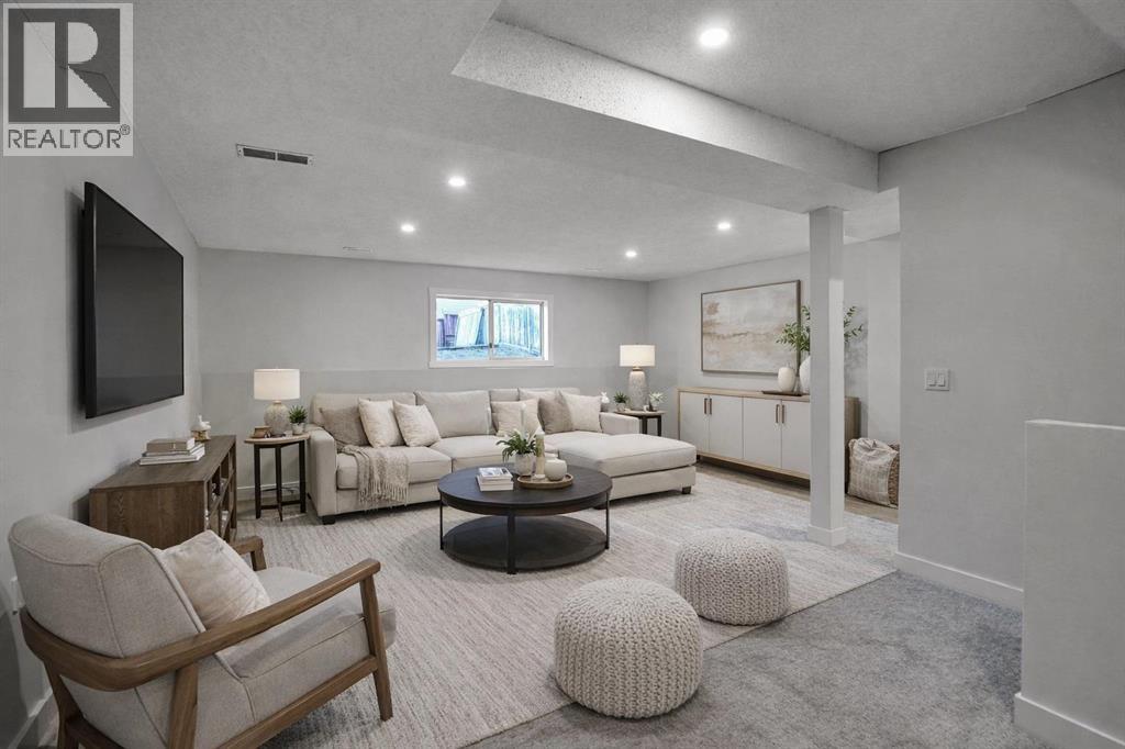 House for Sale in 96 Covington Road NE|Calgary, Alberta T3K4A8 3