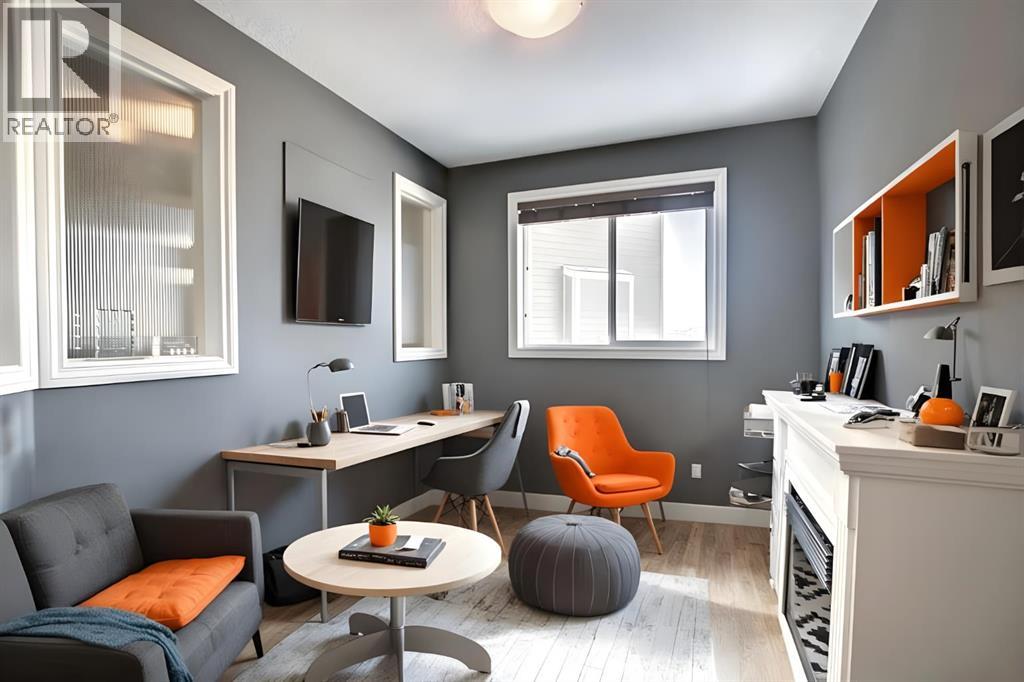 House for Sale in 22 Evansborough View NW|Calgary, Alberta T3P0R2 4