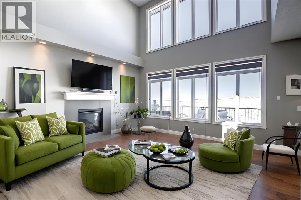 House for Sale in 22 Evansborough View NW|Calgary, Alberta T3P0R2