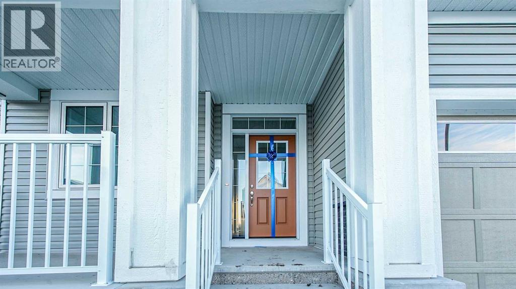 House for Sale in 41 Cityside View NE|Calgary, Alberta T3N2N3 2