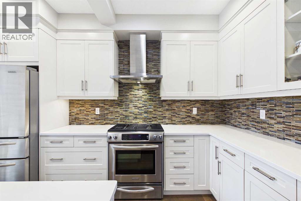 Duplex for Sale in 4827 22 Avenue NW|Calgary, Alberta T3B0Y4 5