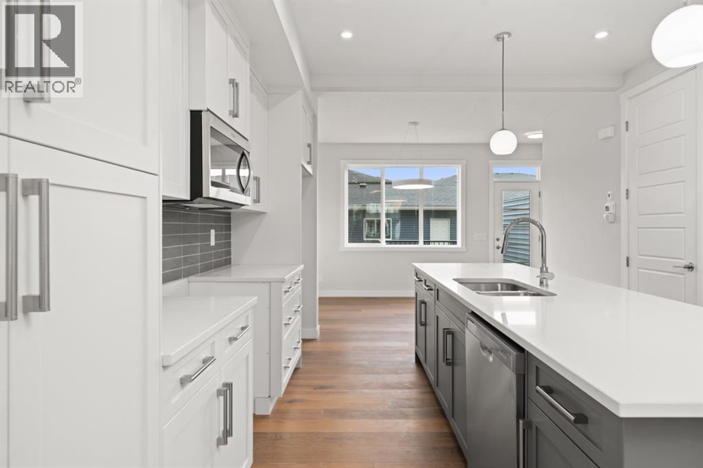 Row / Townhouse for Sale in 400 Sora Boulevard SE|Calgary, Alberta T3S0M2 4