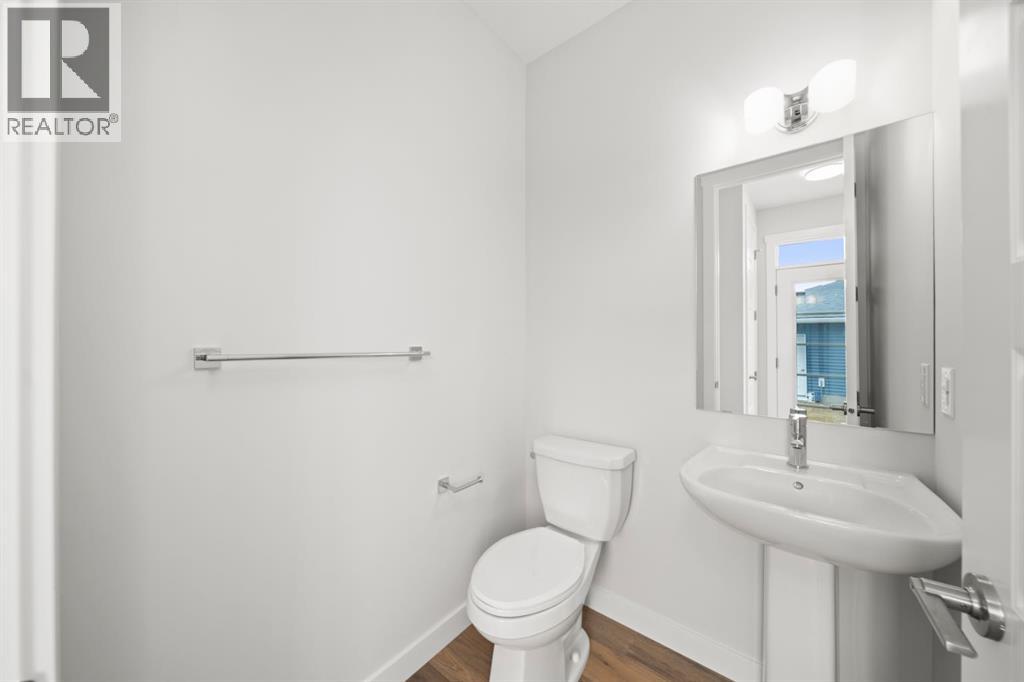 Row / Townhouse for Sale in 400 Sora Boulevard SE|Calgary, Alberta T3S0M2 5