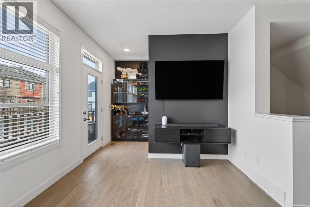 Row / Townhouse for Sale in 252 Walden Path SE|Calgary, Alberta T2X4C4 4