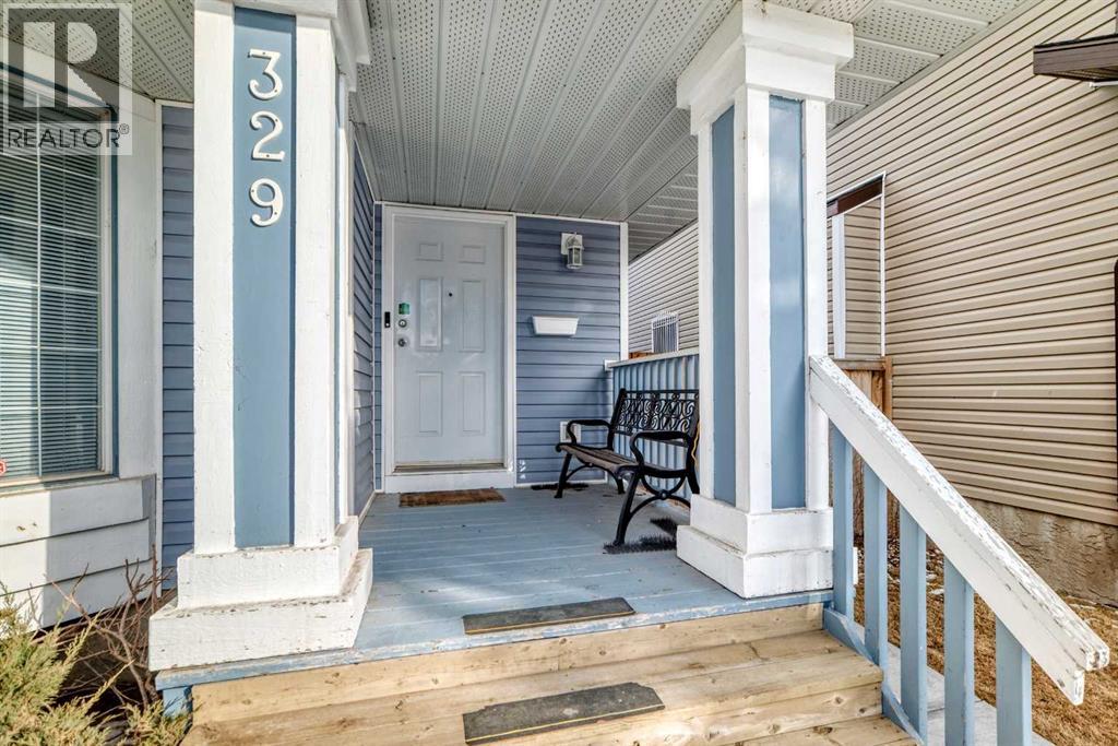 House for Sale in 329 Martinwood Place NE|Calgary, Alberta T3J3H7 3