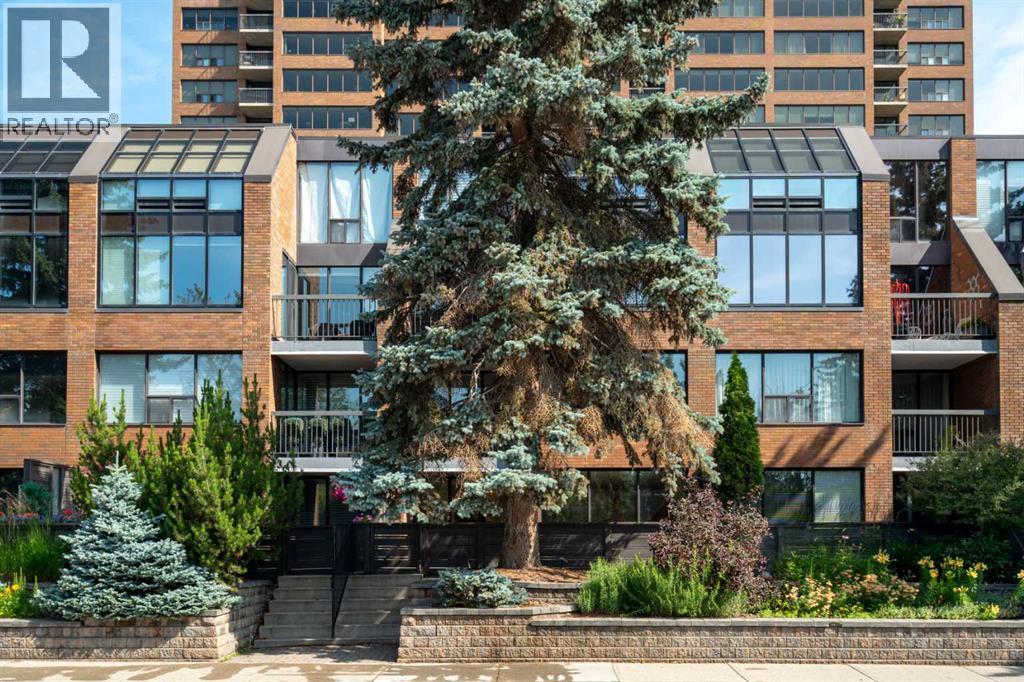 Apartment for Sale in 105, 330 26 Avenue SW|Calgary, Alberta T2S2T3 2