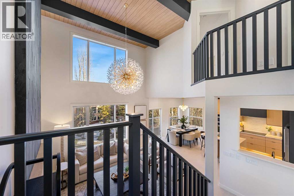 House for Sale in 125 Discovery Place SW|Calgary, Alberta T3H4N5 2