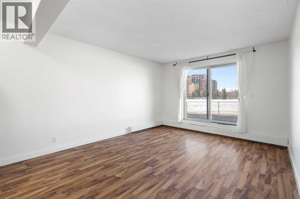 Apartment for Sale in 106D, 5601 Dalton Drive NW|Calgary, Alberta T3A2E2 3