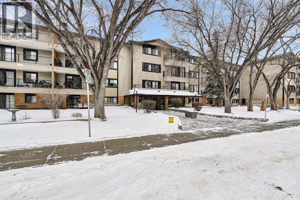Apartment for Sale in 302, 727 56 Avenue SW|Calgary, Alberta T2V4Z8 3