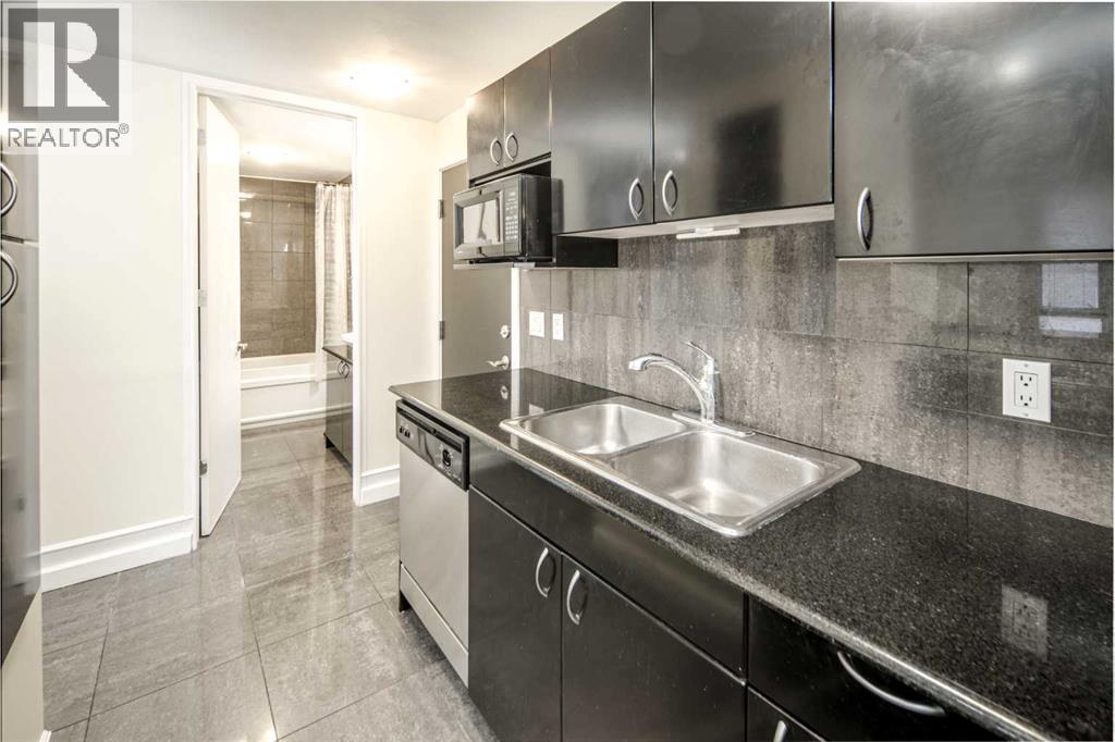 Apartment for Sale in 204, 706 15 Avenue SW|Calgary, Alberta T2R0R7 5