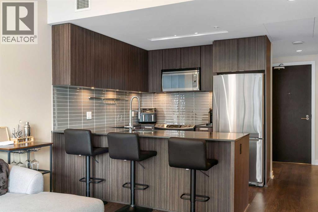 Apartment for Sale in 407, 626 14 Avenue SW|Calgary, Alberta T2R0X4