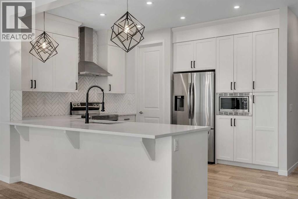 House for Sale in 20 Rowley Common NW|Calgary, Alberta T3L0H8