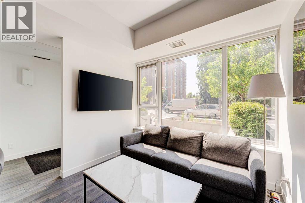 Row / Townhouse for Sale in 304 12 Avenue SW|Calgary, Alberta T2R0H2 2