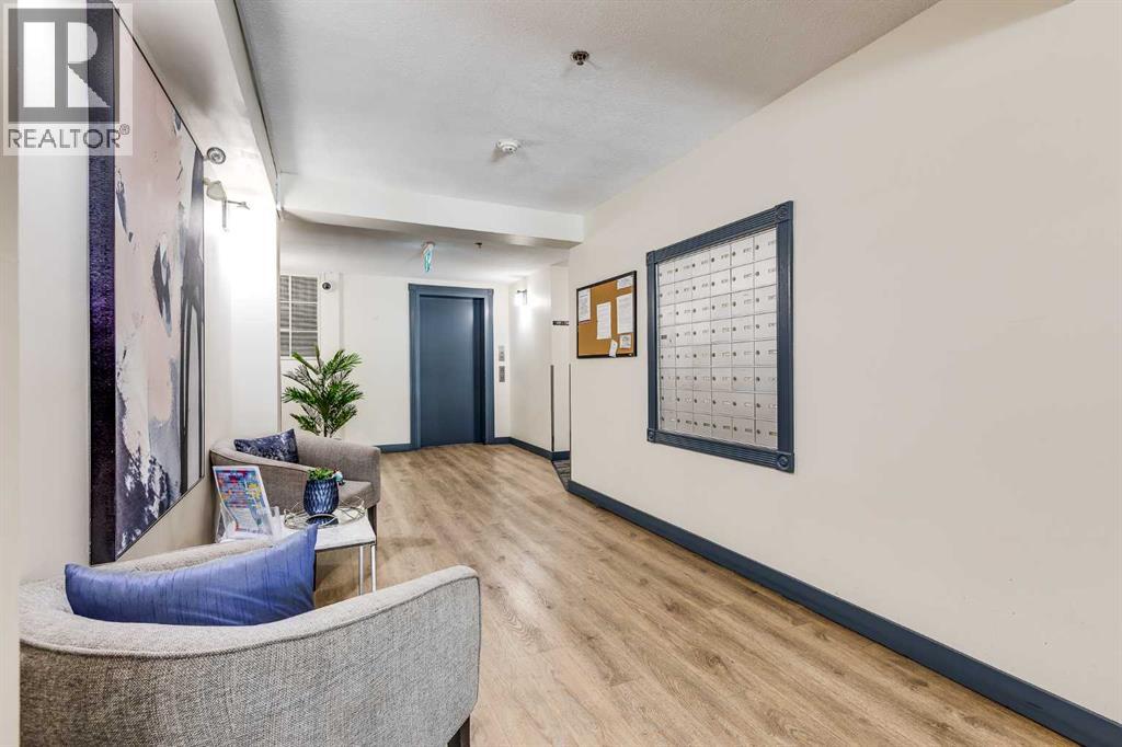 Apartment for Sale in 210, 1415 17 Street SE|Calgary, Alberta T2G3V3 3