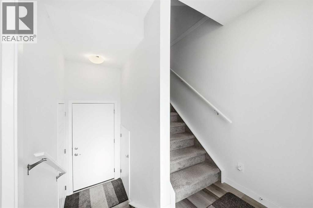 Row / Townhouse for Sale in 66 Evanscrest Manor NW|Calgary, Alberta T2P2A3 4