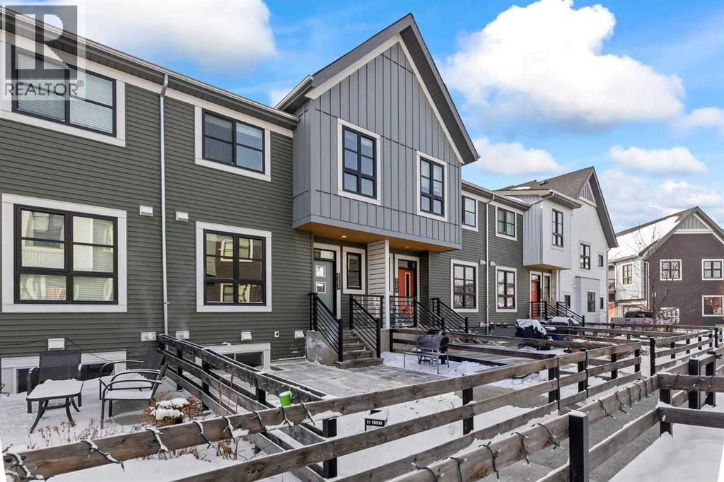 Row / Townhouse for Sale in 5303, 100 Walgrove Court SE|Calgary, Alberta T2X4N1