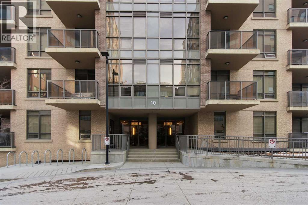 Apartment for Sale in 404, 10 Shawnee Hill SW|Calgary, Alberta t2y0k5 2