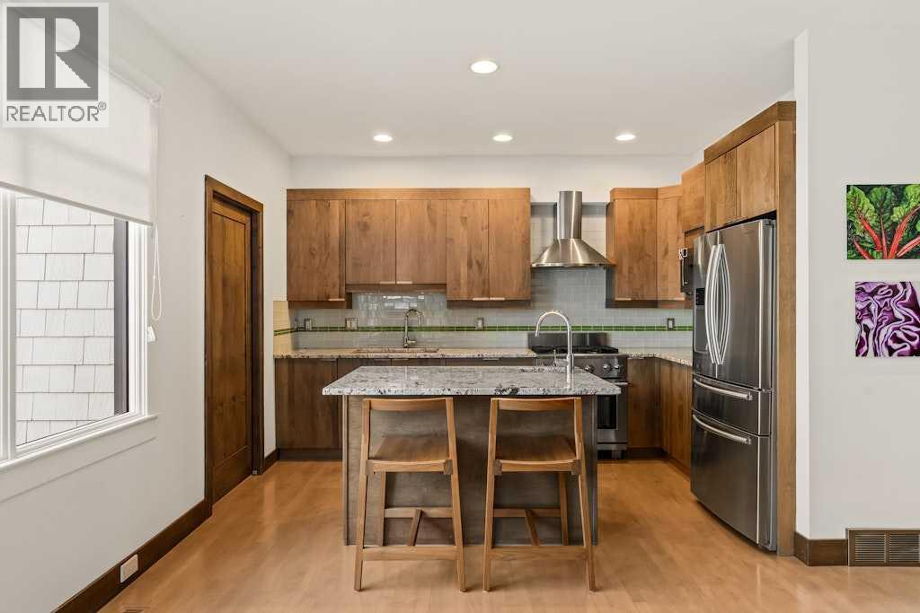 Duplex for Sale in 924 8 Avenue SE|Calgary, Alberta T2G0M3 3