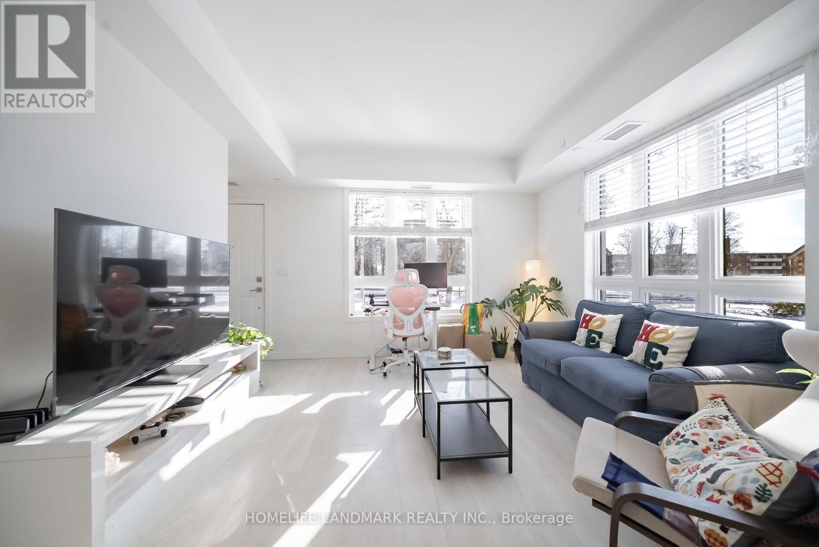 Row / Townhouse for Sale in 2 - 4015 HICKORY DRIVE|Mississauga (Rathwood), Ontario L4W1L1 4