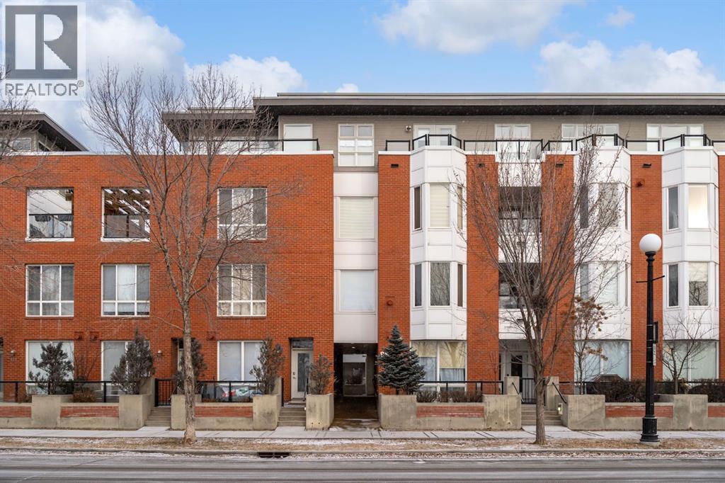 Apartment for Sale in 309, 880 Centre Avenue NE|Calgary, Alberta T2E9C3