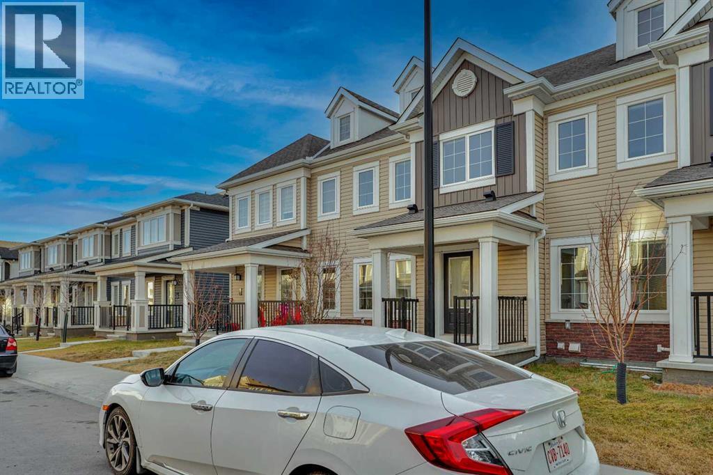 Row / Townhouse for Sale in 158 Cityside Grove NE|Calgary, Alberta T3N1C9 4