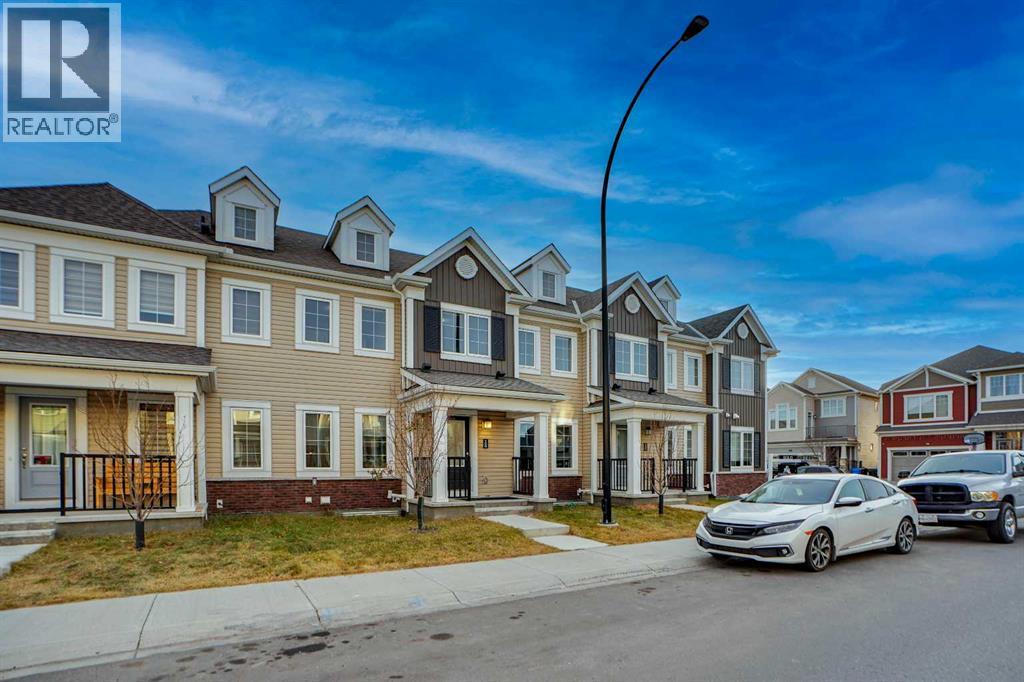 Row / Townhouse for Sale in 158 Cityside Grove NE|Calgary, Alberta T3N1C9 3