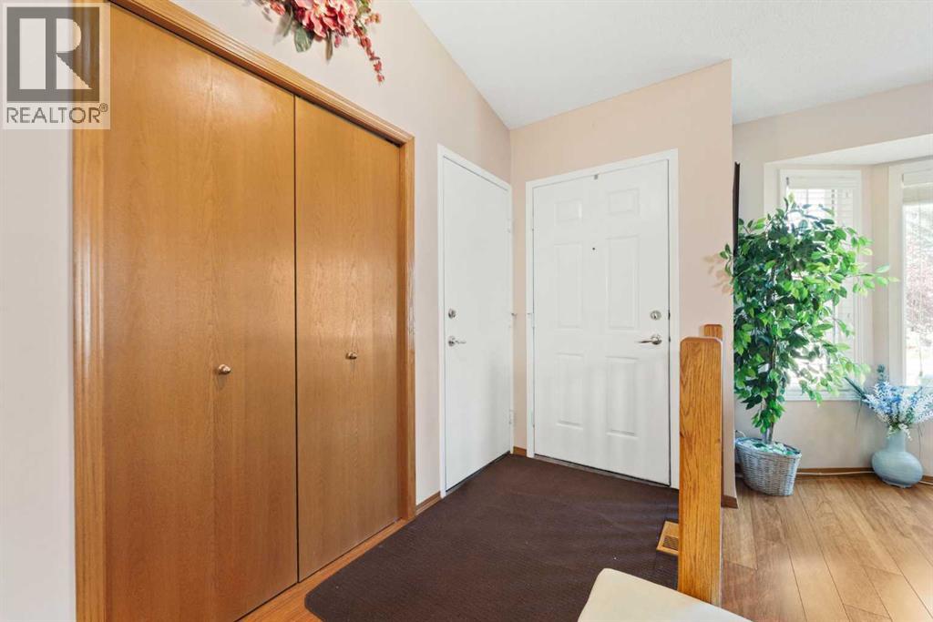 Duplex for Sale in 217 Arbour Cliff Close NW|Calgary, Alberta T3G3W7 4