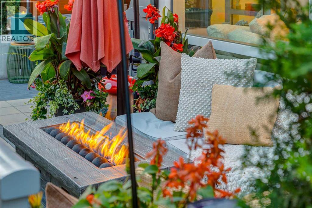 Apartment for Sale in 110, 8445 Broadcast Avenue SW|Calgary, Alberta T3H4C7 3