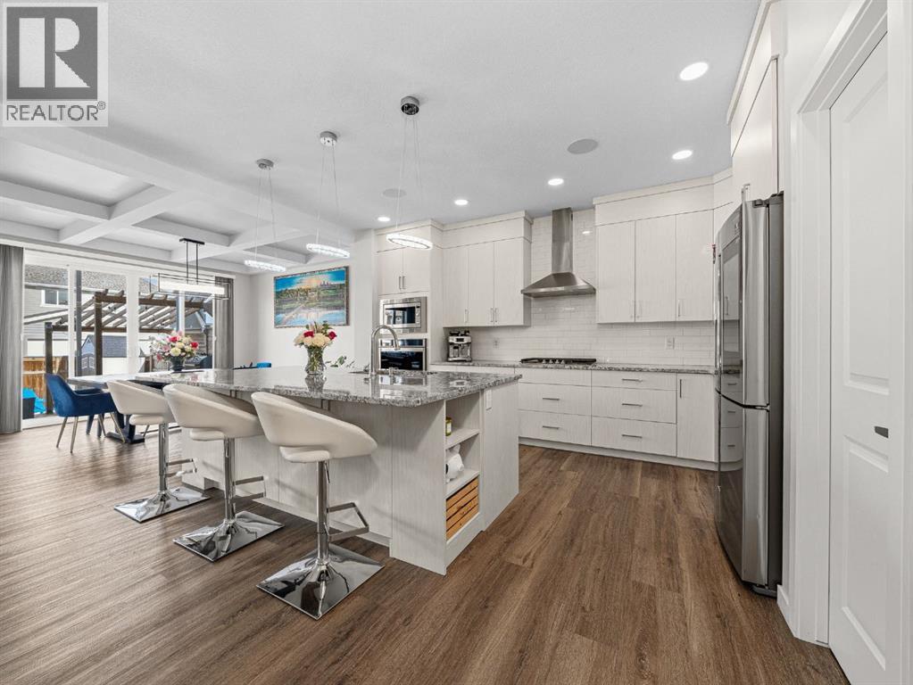 House for Sale in 44 Masters Terrace SE|Calgary, Alberta T3M2T1 2