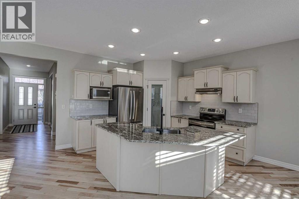 House for Sale in 40 Prestwick Manor SE|Calgary, Alberta T2Z4S6 4