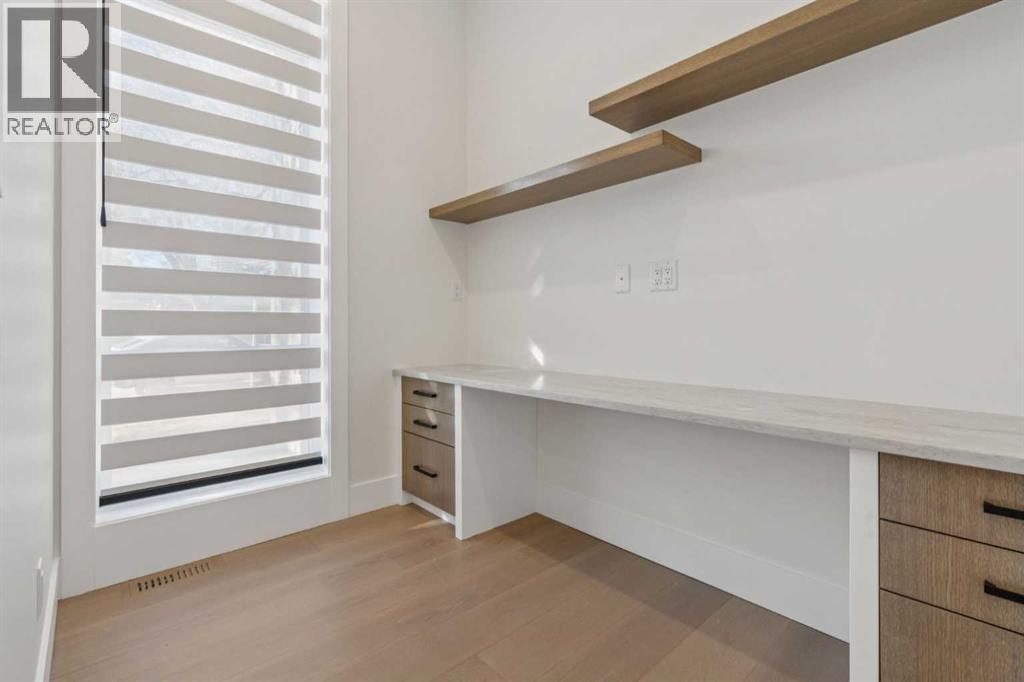 House for Sale in 320 15 Street NW|Calgary, Alberta T2N2A9 5