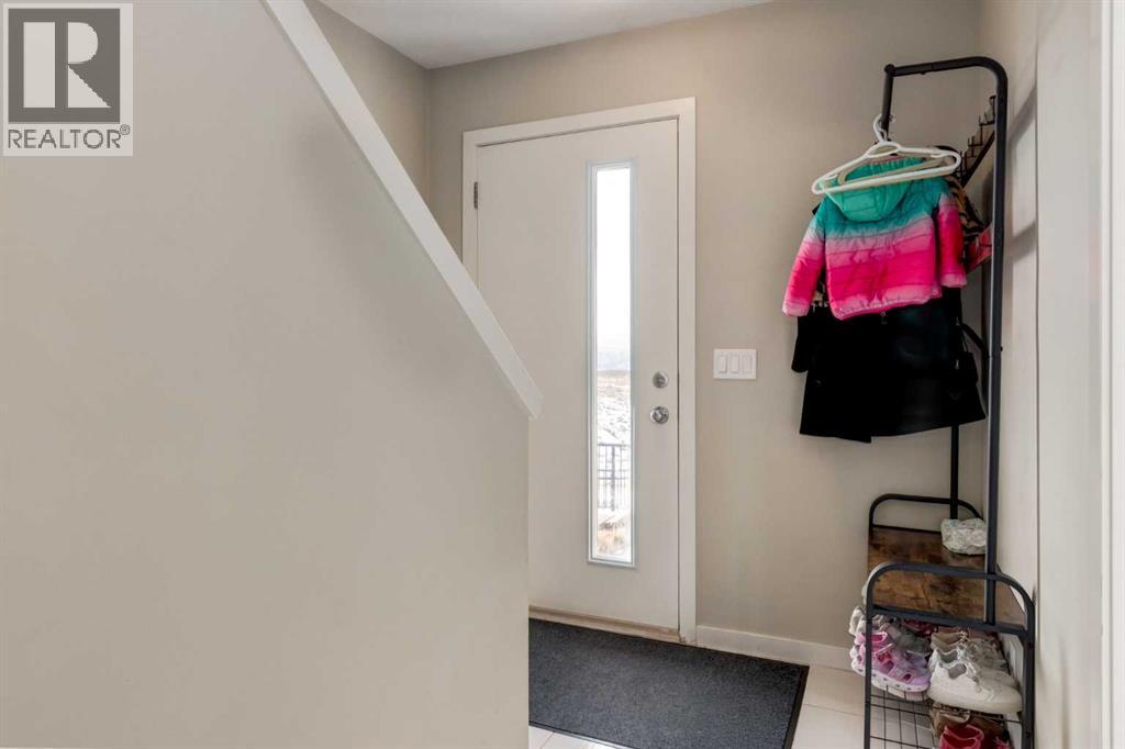 Row / Townhouse for Sale in 905 Evansridge Park NW|Calgary, Alberta T3P0N7 5