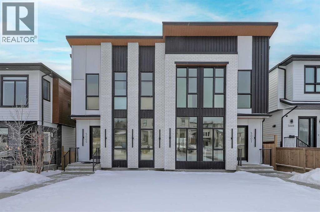 Duplex for Sale in 5007 21 Avenue NW|Calgary, Alberta T3B0X3