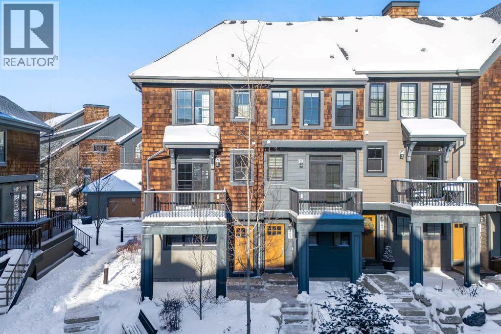 Row / Townhouse for Sale in 455 Ascot Circle SW|Calgary, Alberta T3H0X3