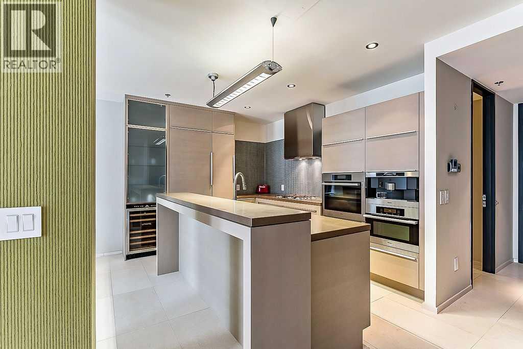 Apartment for Sale in 1602, 108 9 Avenue SW|Calgary, Alberta T2P3H9 3