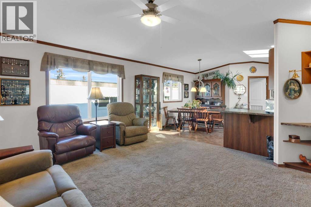 Mobile Home for Sale in 113, 99 Arbour Lake Rd NW|Calgary, Alberta T3G4E4 3