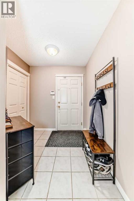 Apartment for Sale in 116, 6800 Hunterview Drive NW|Calgary, Alberta T2K6K5 4