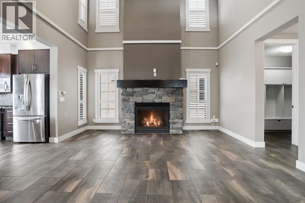 House for Sale in 595 Panamount Boulevard NW|Calgary, Alberta T3H0H5 5