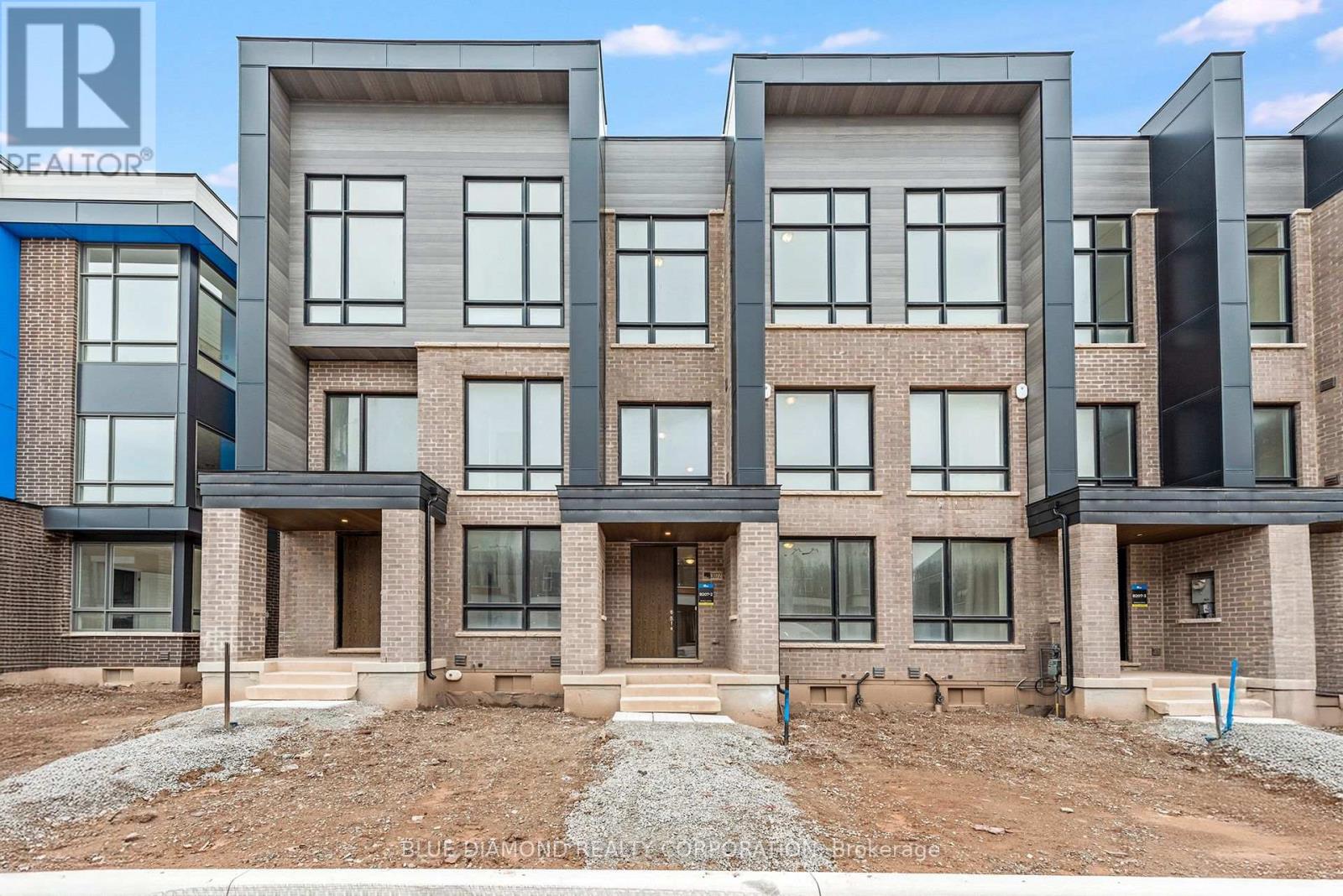 Row / Townhouse for Sale in 3072 PERKINS WAY|Oakville (JM Joshua Meadows), Ontario L6H7Z4