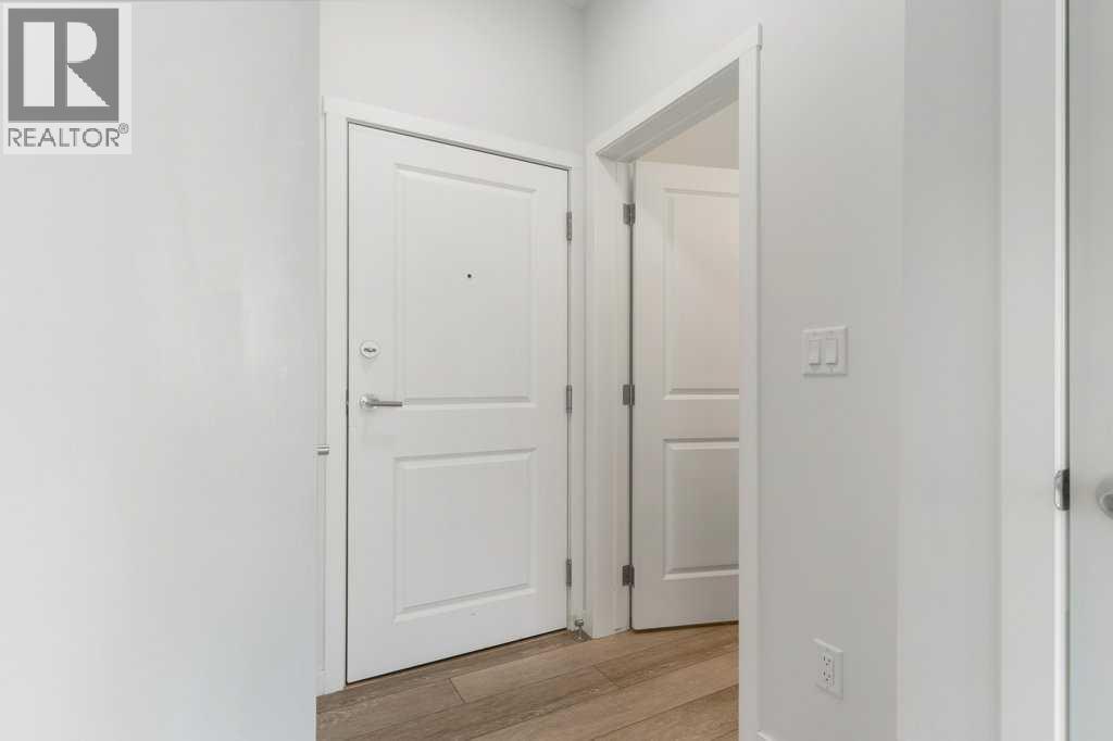 Apartment for Sale in 3405, 3727 Sage Hill Drive NW|Calgary, Alberta T3R1T7 3