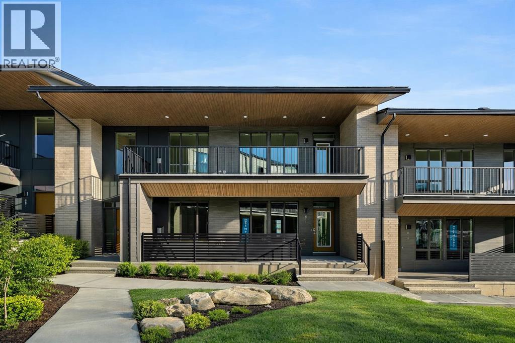 Row / Townhouse for Sale in 611 Sovereign Common SW|Calgary, Alberta T3C3Y3