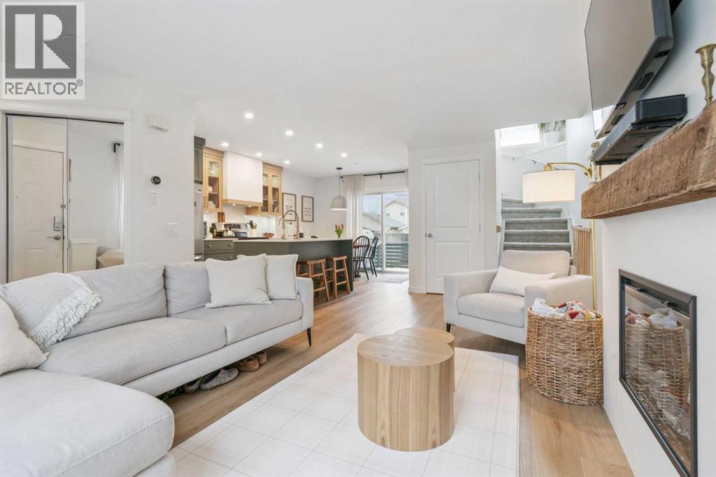 House for Sale in 46 Prestwick Rise SE|Calgary, Alberta T2Z4A6 4