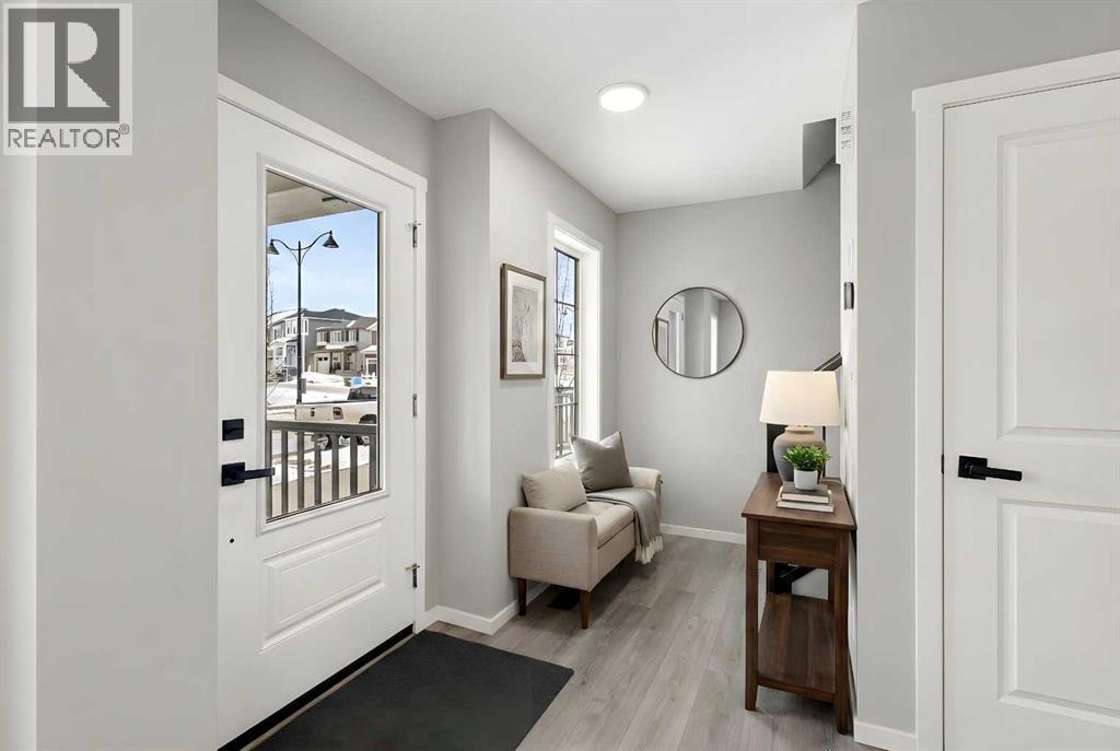 Row / Townhouse for Sale in 225 Yorkville Boulevard SW|Calgary, Alberta T2X5H6 2