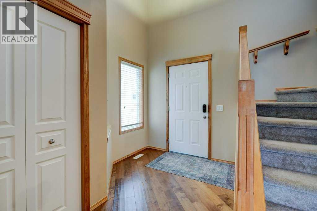 House for Sale in 157 Chapalina Close SE|Calgary, Alberta T2X3W2 5