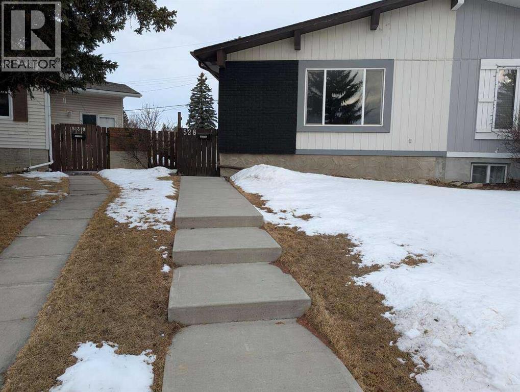 Duplex for Sale in 528 Queensland Place SE|Calgary, Alberta T2J4T3 2