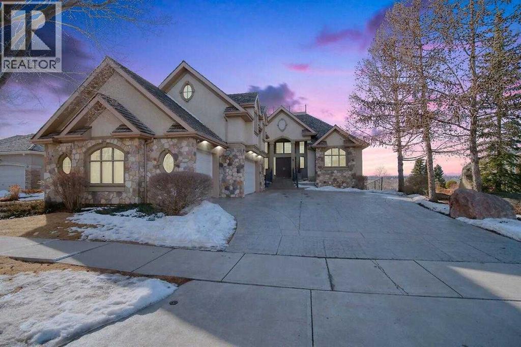 House for Sale in 8 Mt Douglas Point SE|Calgary, Alberta T2Z3J6