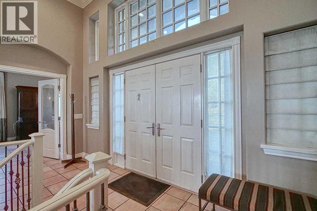 House for Sale in 8 Mt Douglas Point SE|Calgary, Alberta T2Z3J6 4