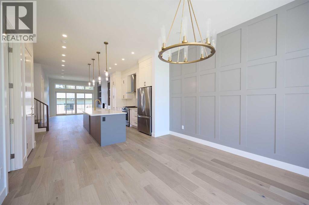 Duplex for Sale in 2006 26A Street SW|Calgary, Alberta T3E2C1 4