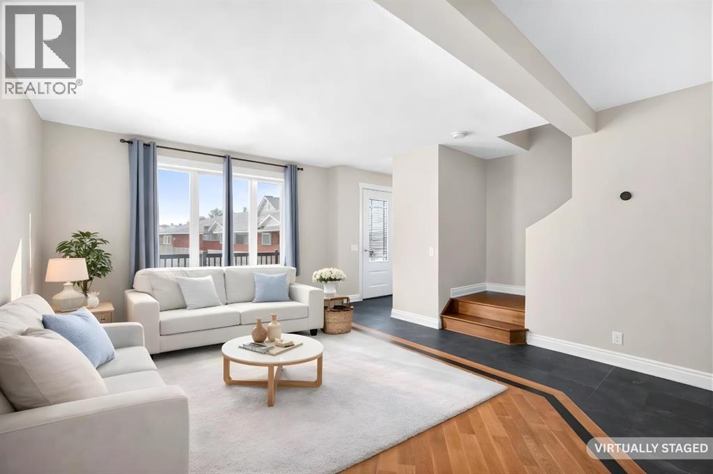 House for Sale in 132 Erin Grove Close SE|Calgary, Alberta T2B2T4 3