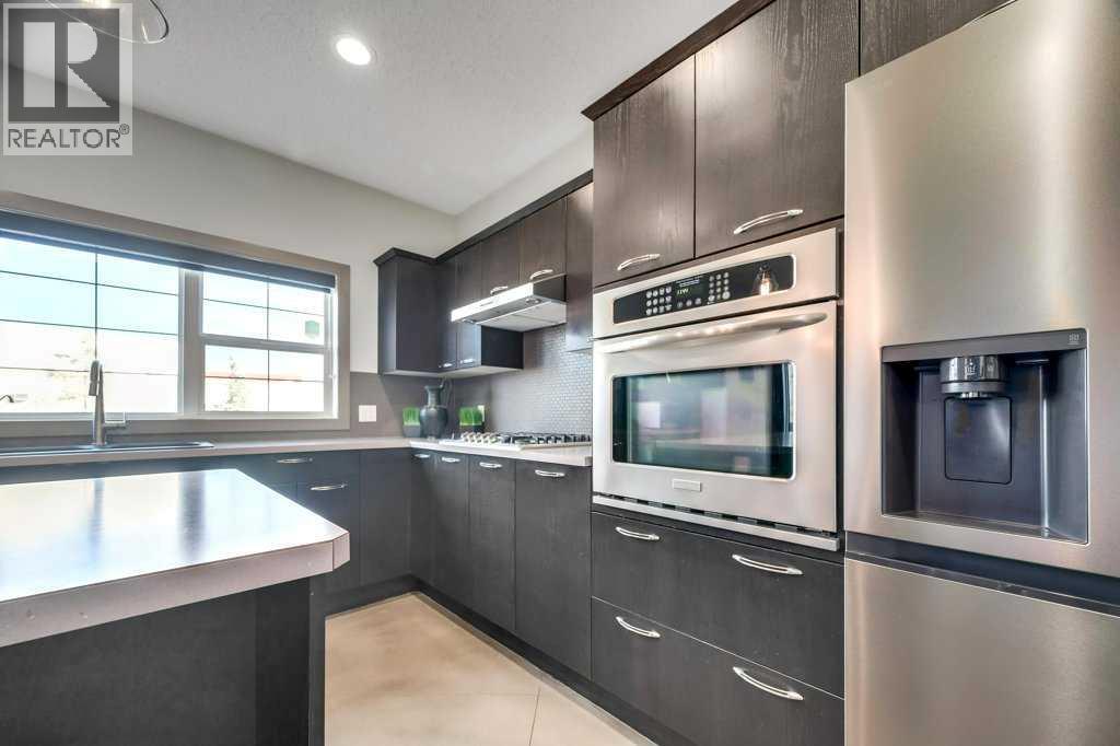 House for Sale in 26 Copperfield Common SE|Calgary, Alberta T2Z4M1 4